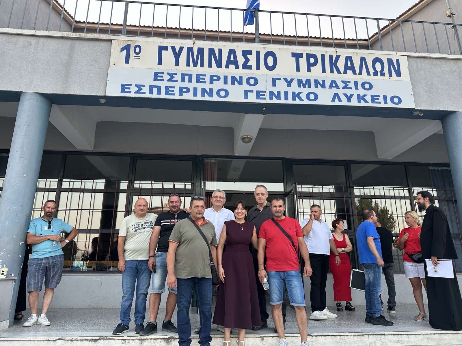 Η Μαρίνα Κοντοτόλη στην τελετή αποφοίτησης του Γενικού Εσπερινού Λυκείου Τρικάλων